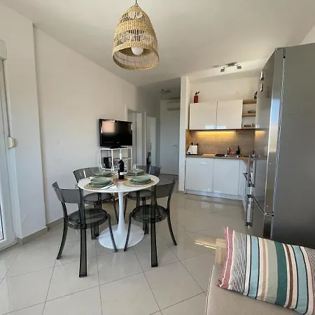 Apartment Sea Aldebaran With Terrace And Sea View