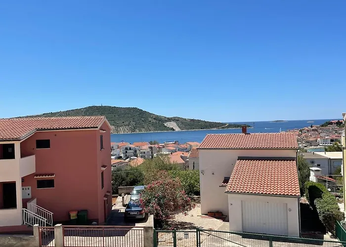 Sea Aldebaran With Terrace And Sea View Apartman *